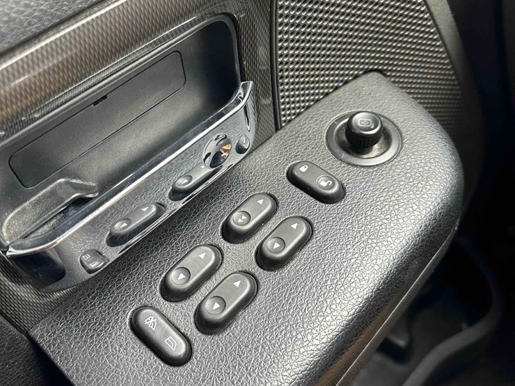 2005-ford-f150-image-23