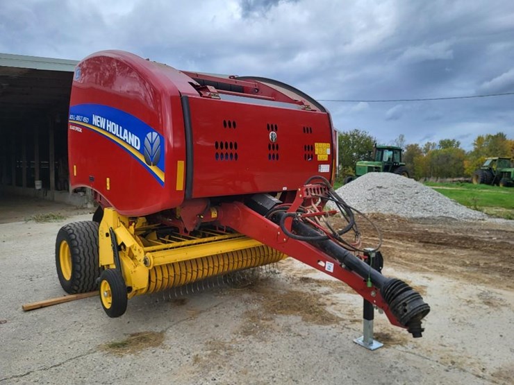 2021-new-holland-450-image-1