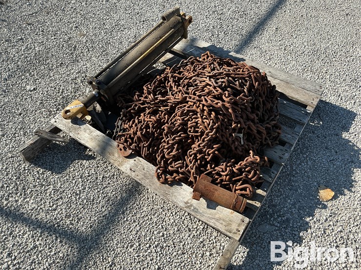 motor-grader-tire-chains-image-7