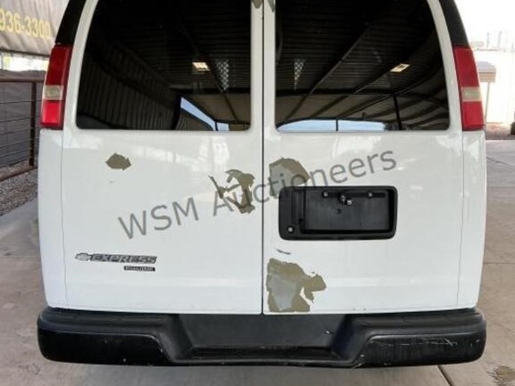 2012-chevrolet-express-1500-image-5