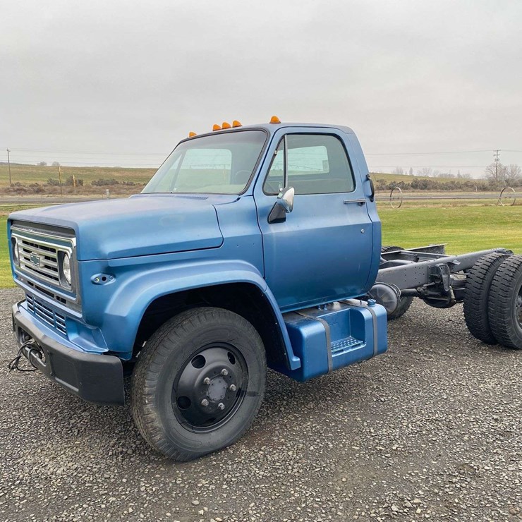 Chevrolet Cheyenne Truck - Caution