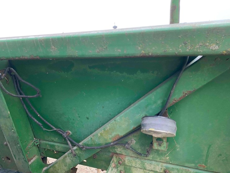 john-deere-643-image-26