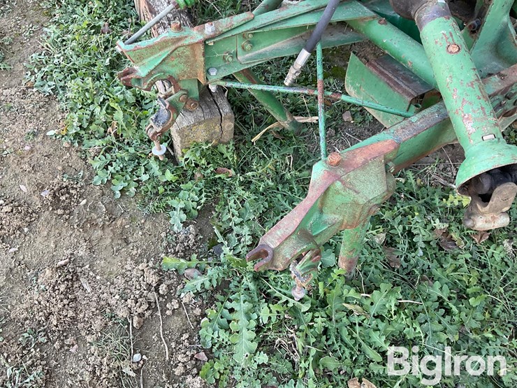 john-deere-38-image-8