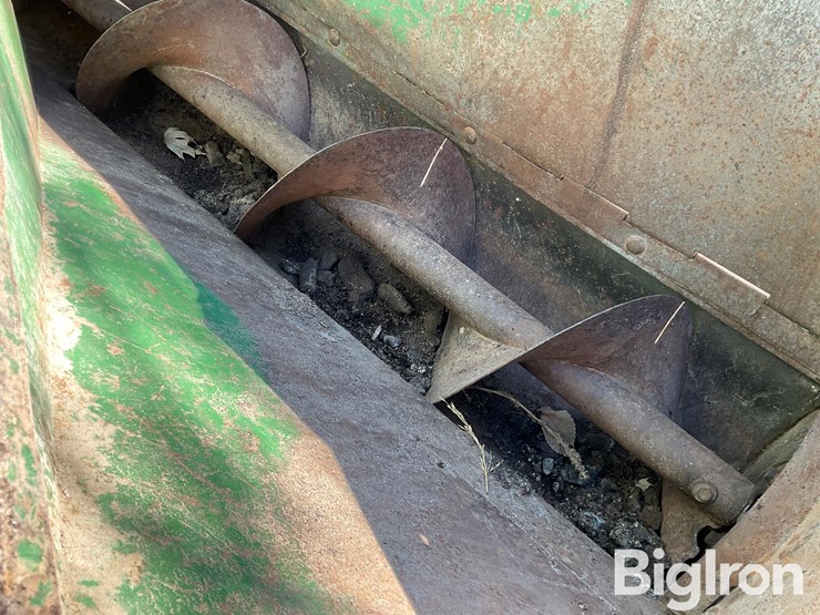 john-deere-750-image-14