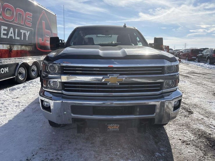 2015-chevrolet-2500-image-7