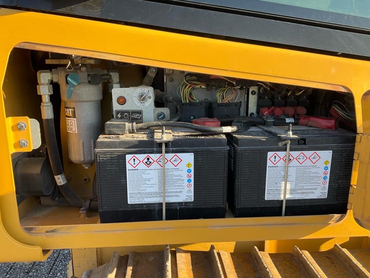 caterpillar-d3k2-lgp-image-38