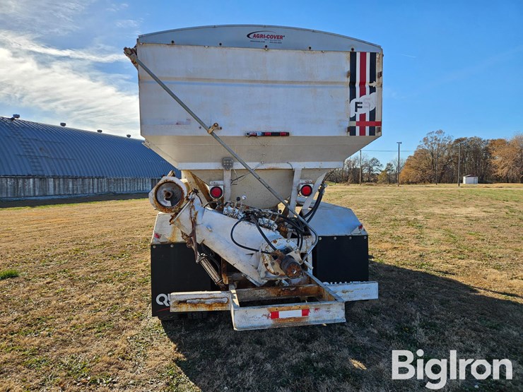 peterbilt-378-image-6