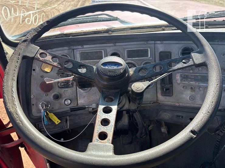 1995-ford-ltl9000-image-24