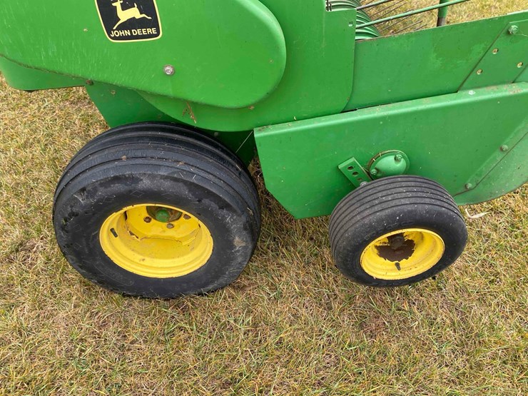 john-deere-328-image-22