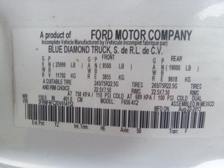 2013-ford-f650-image-25