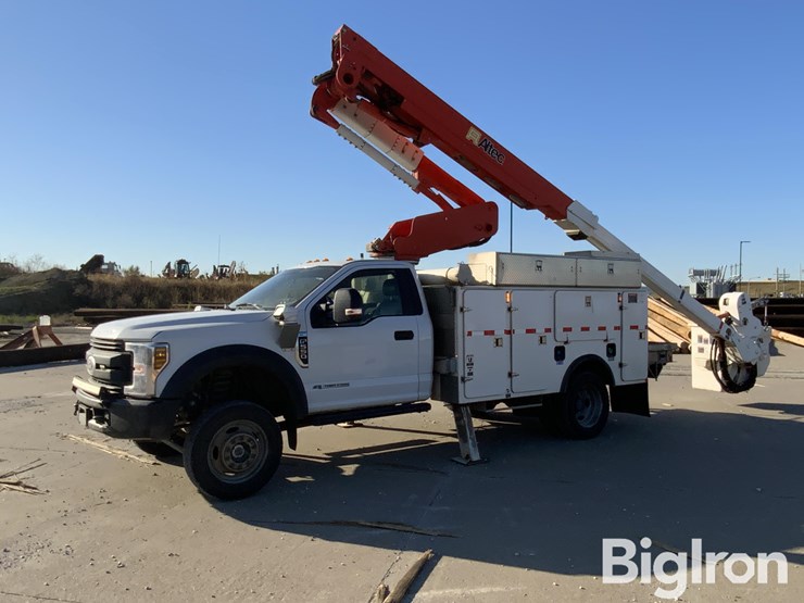 ford-f550-xl-image-1