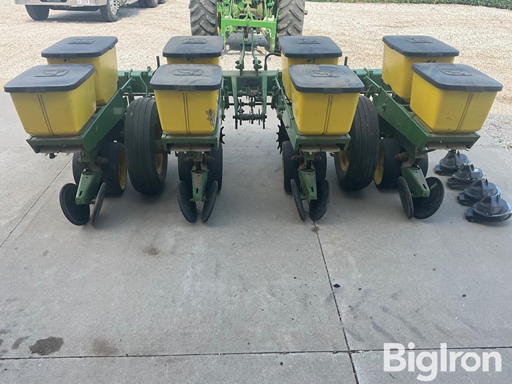 john-deere-7100-image-6