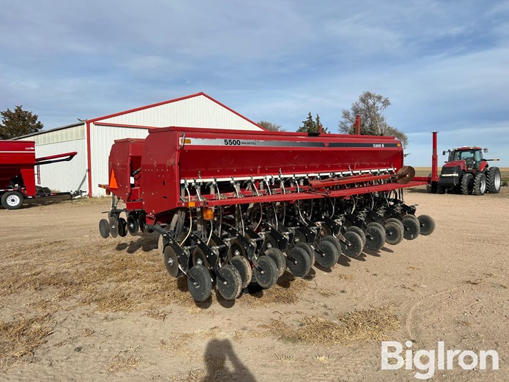 case-ih-5500-image-5