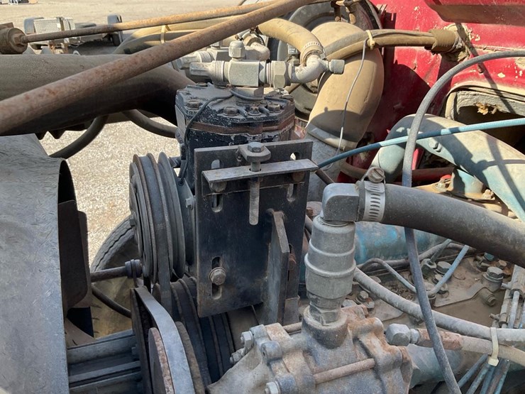 international-1854s-image-88