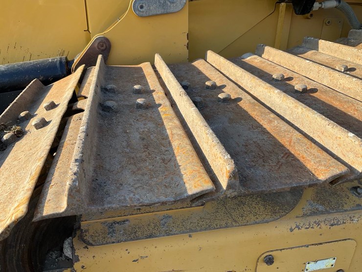 caterpillar-d3k2-lgp-image-28