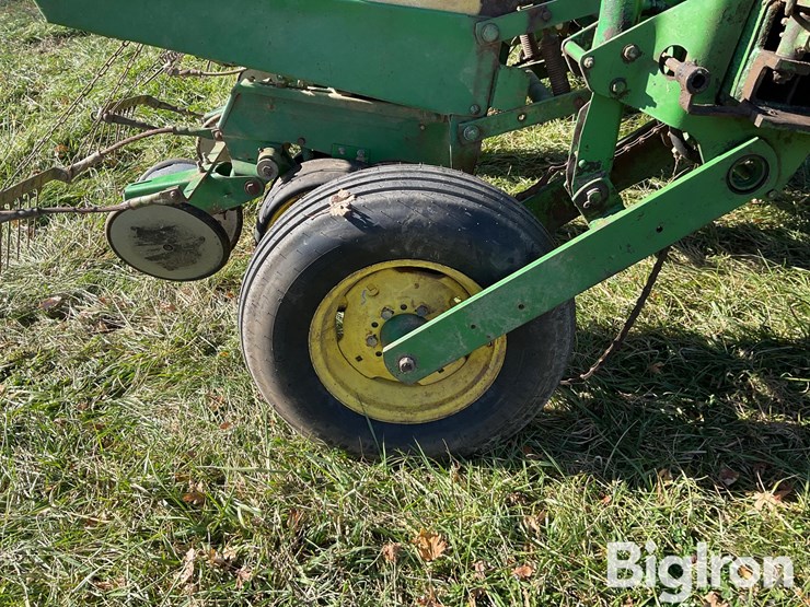 john-deere-7000-image-20