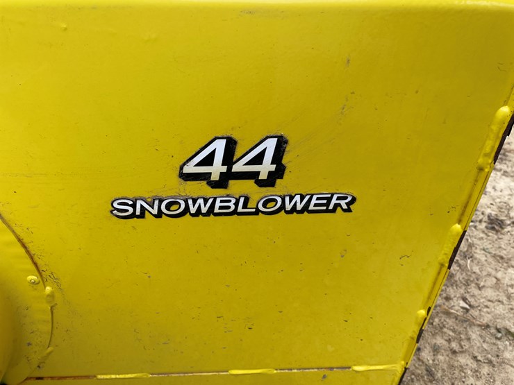 john-deere-x300-image-55