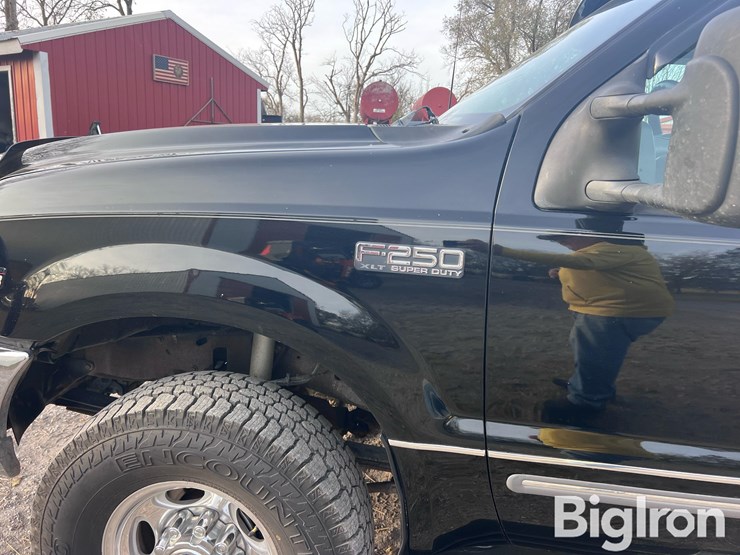 ford-f250-xlt-image-15