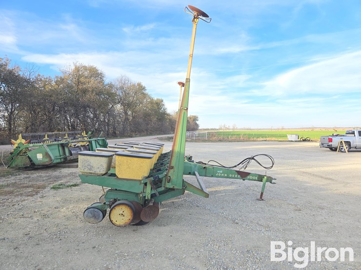 john-deere-7000-image-4