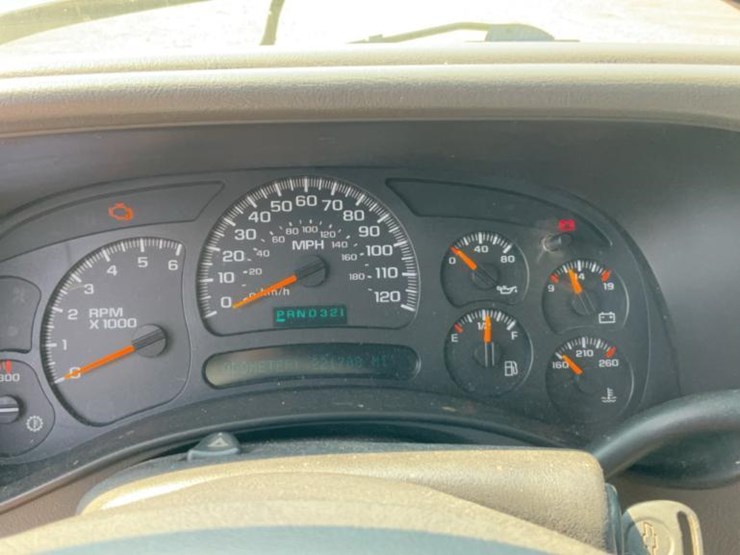 2005-chevrolet-silverado-2500hd-image-76