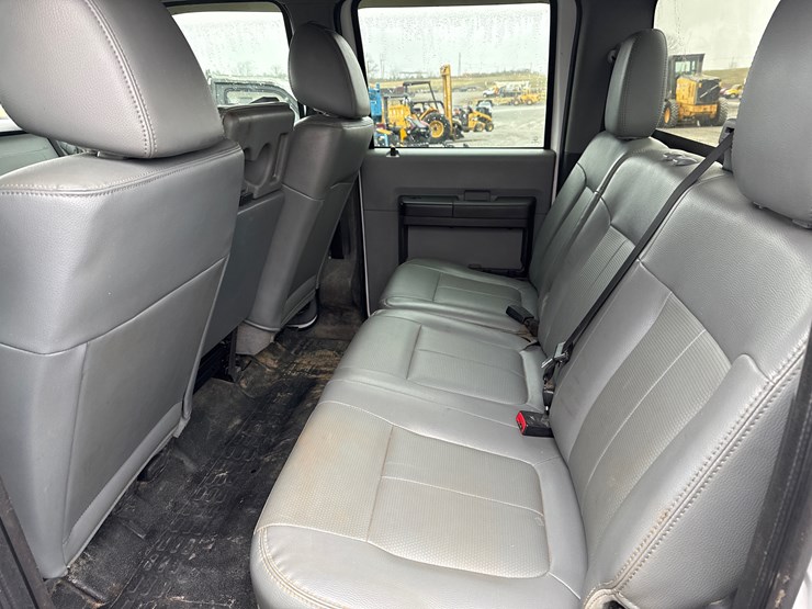 2012-ford-f250-xl-image-20