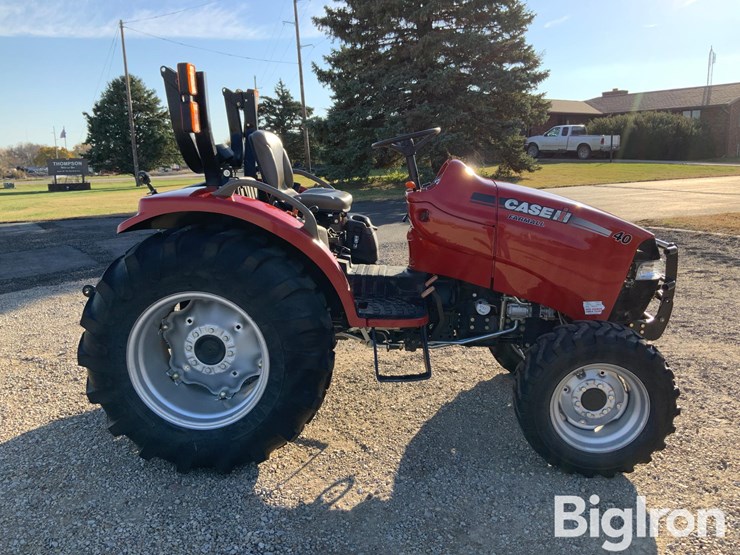 case-ih-farmall-40-image-4