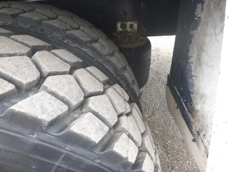 2013-international-durastar-4400-image-28