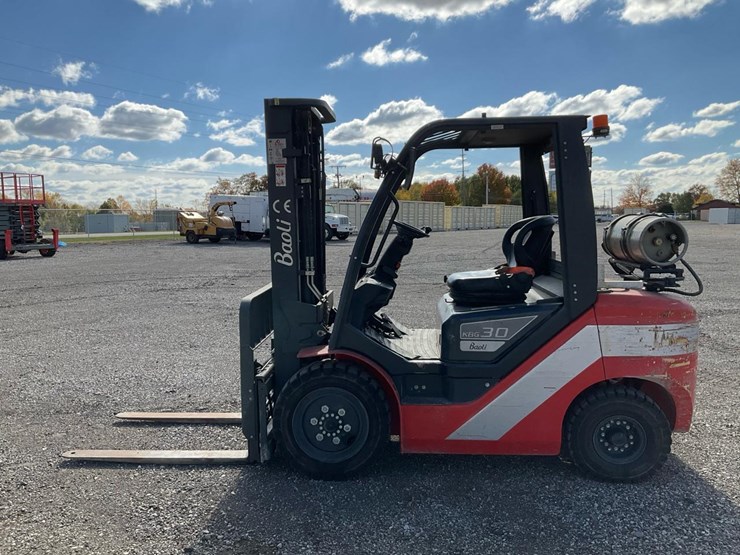 #1350-•-2021-baoli-kbg30-forklift-image-2