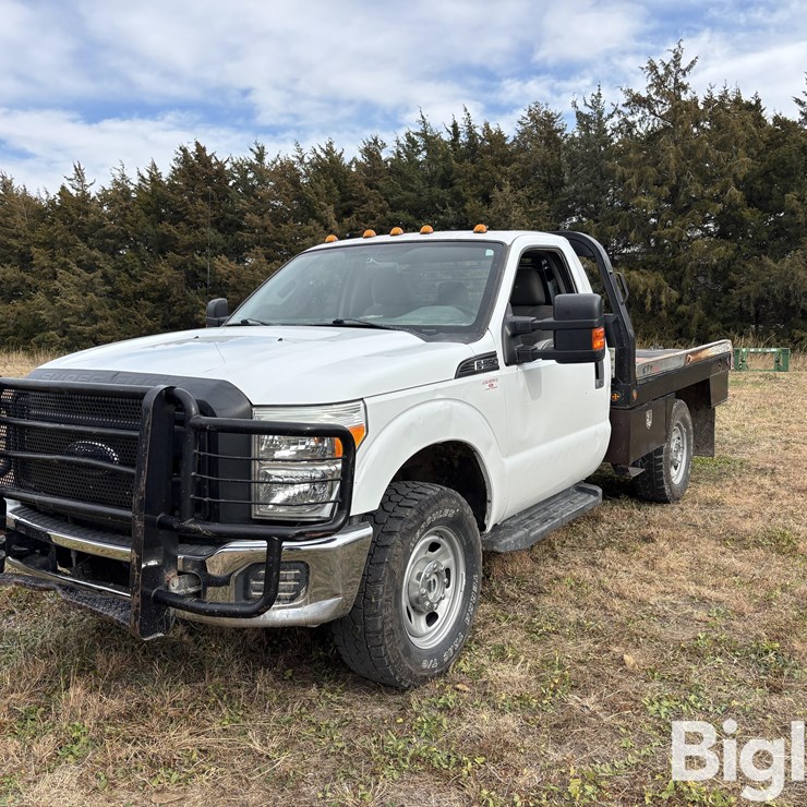 2011 FORD F350