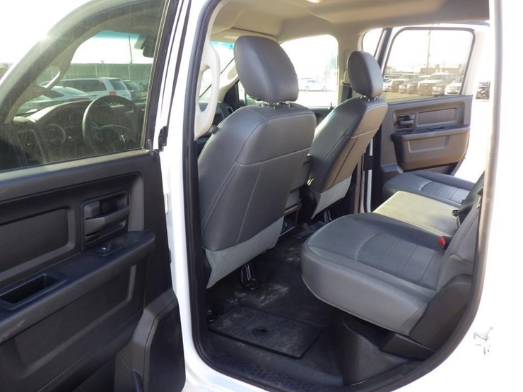 2016-dodge-1500-image-7