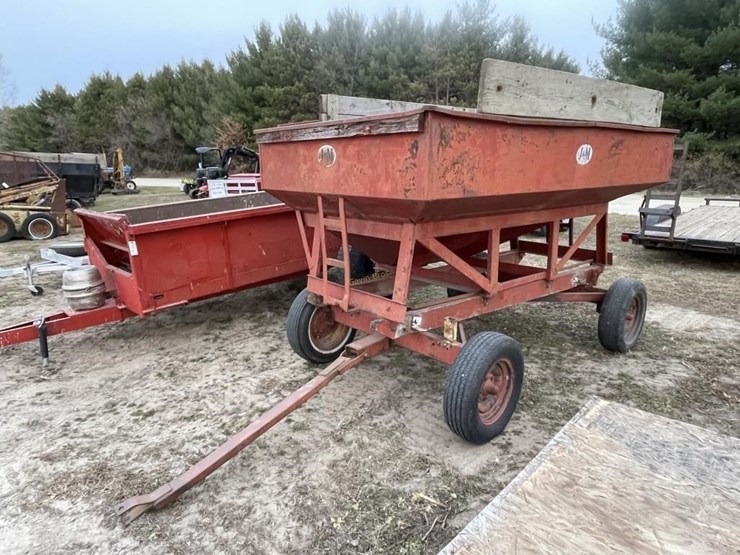 j&m-gravity-box-on-running-gear-image-2