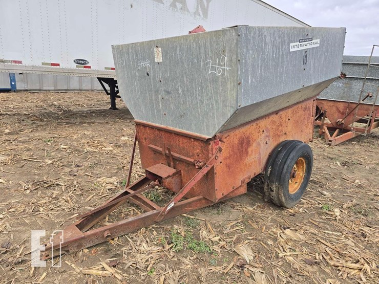 international-10-image-1