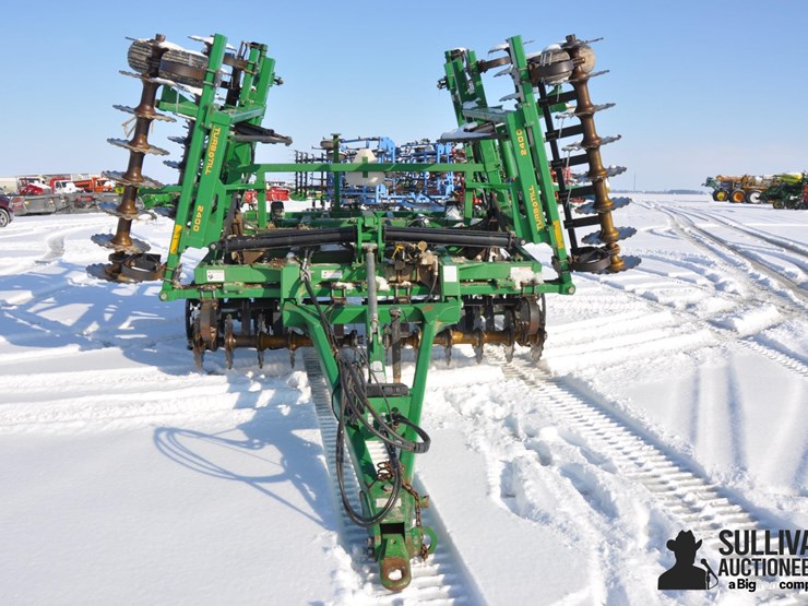 great-plains-2400tt-image-2