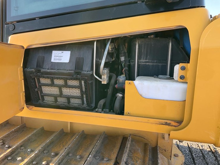 caterpillar-d3k2-lgp-image-31