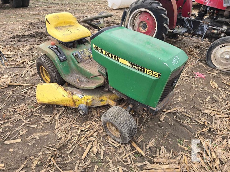 john-deere-165-image-5