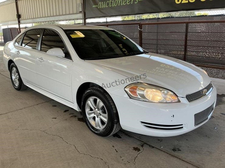 2015-chevrolet-impala-sdn-image-3