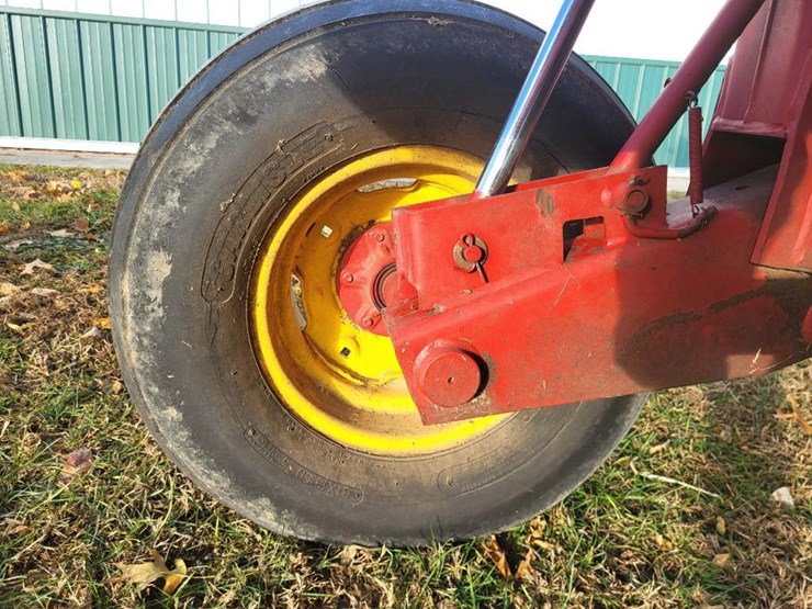 new-holland-1431-image-29