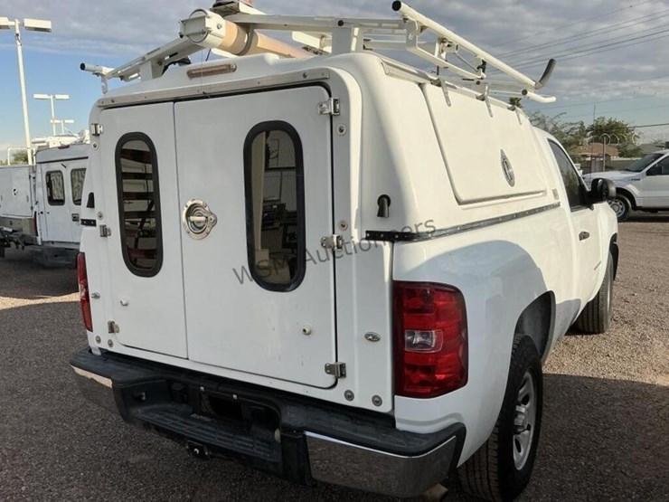 2012-chevrolet-silverado-1500-image-6