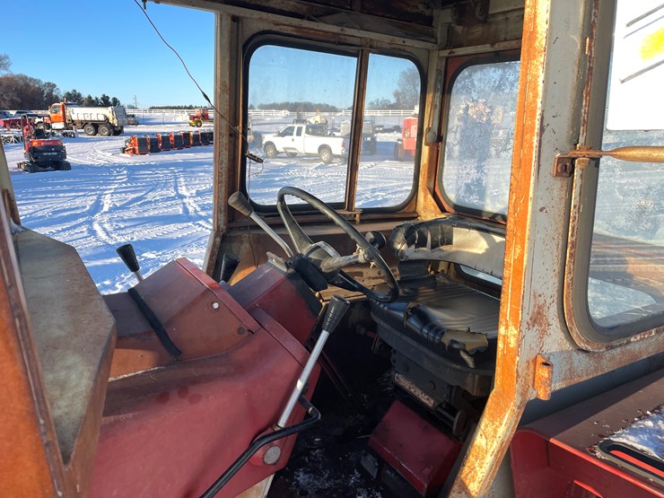 #1007-•-international-966-farmall-image-25
