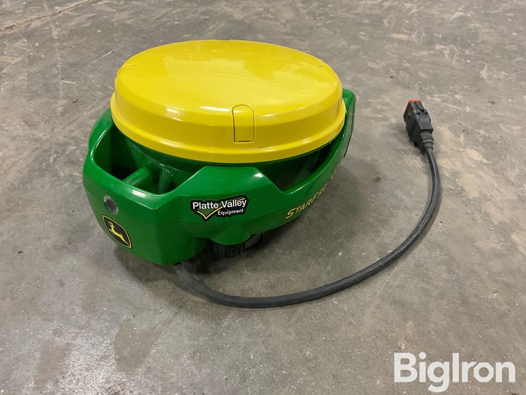 john-deere-7000-image-1