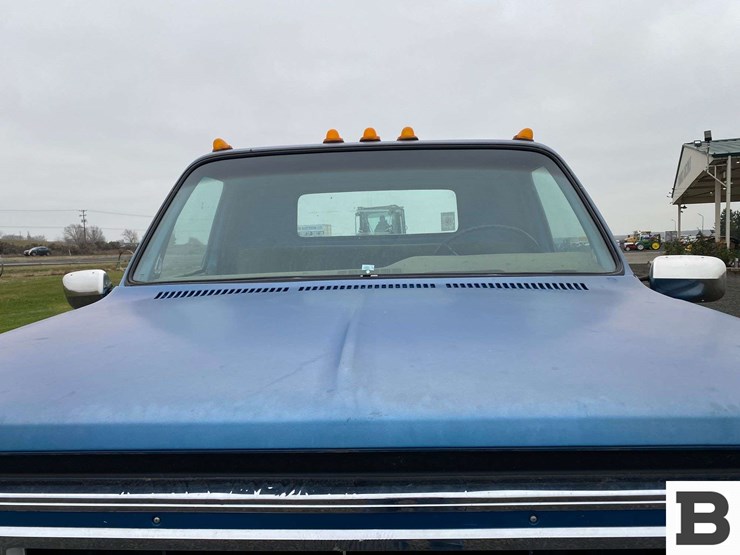 chevrolet-cheyenne-truck---caution-image-9