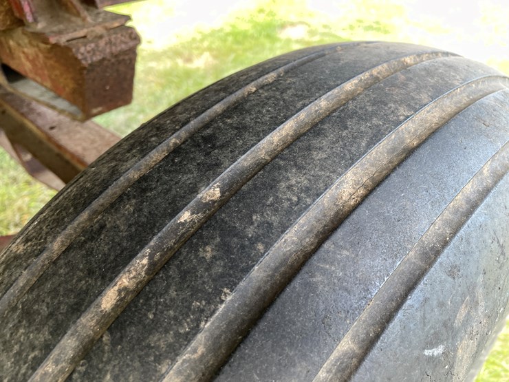 #200-•-forage-king-14"-chopper-box-(boyceville,-wi)-image-27