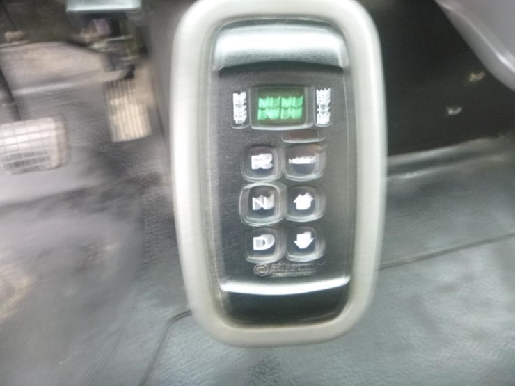 2013-international-durastar-4400-image-20