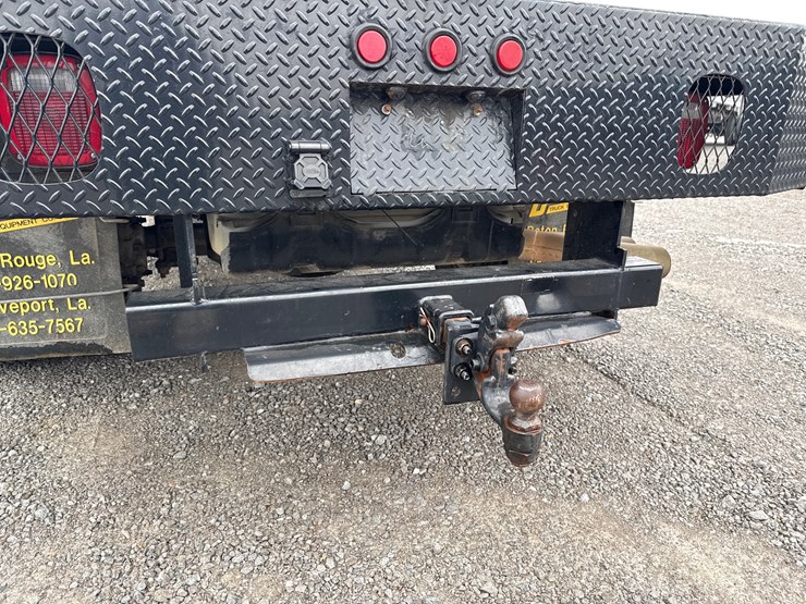 ford-f550-xl-image-12