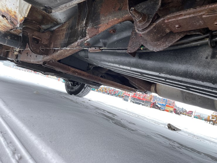 #1163-•-2003-chevrolet-service-truck-(has-mn-title)-image-22