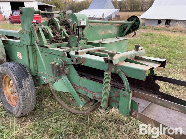 john-deere-14t-image-16