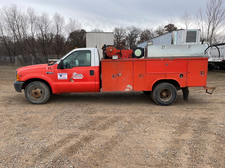 #1143-•-1999-ford-service-truck-(has-mn-title)-image-2