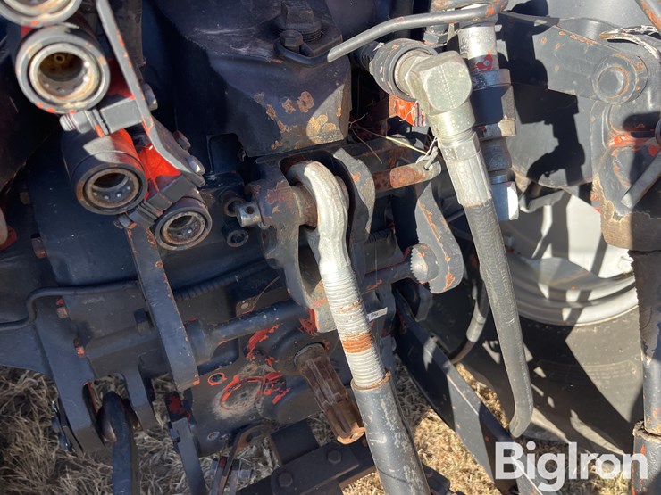 case-ih-685-image-11