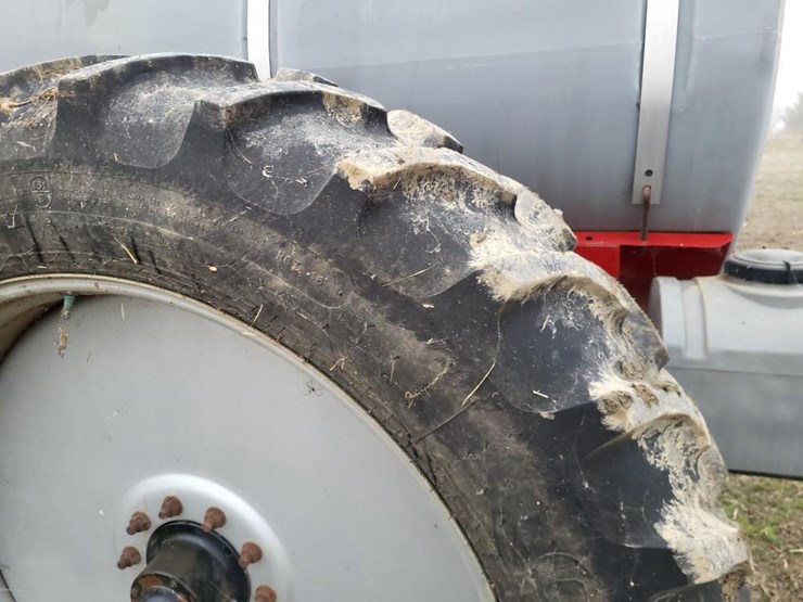 case-ih-2800-image-16