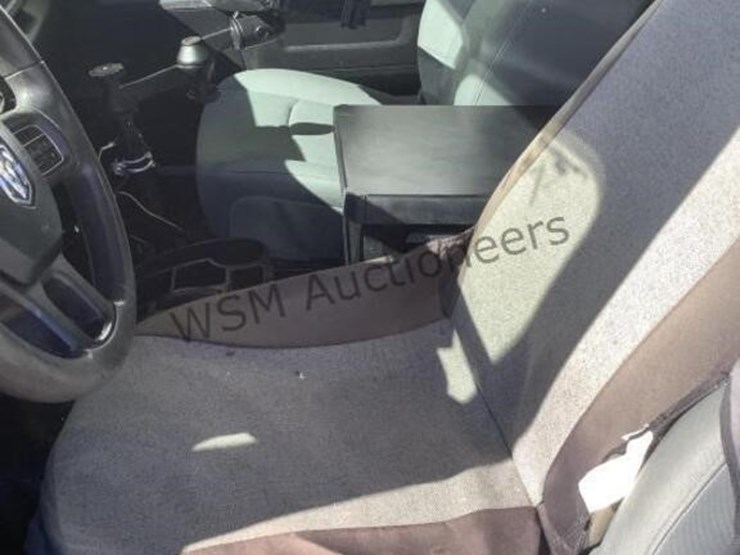 2014-ram-4500-bucket-truck-image-32